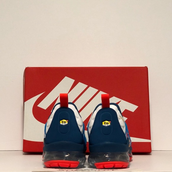 Nike Air Vapormax Plus “White/Citron Pulse” - Picture 4 of 9